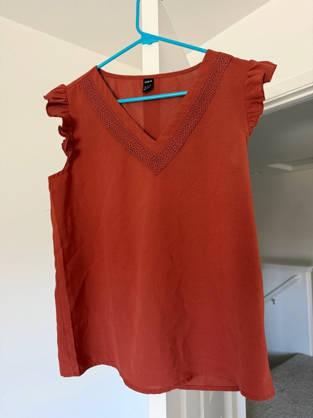 SHEIN Rust Red V-Neck Lace Trim Flutter Sleeve Camisole